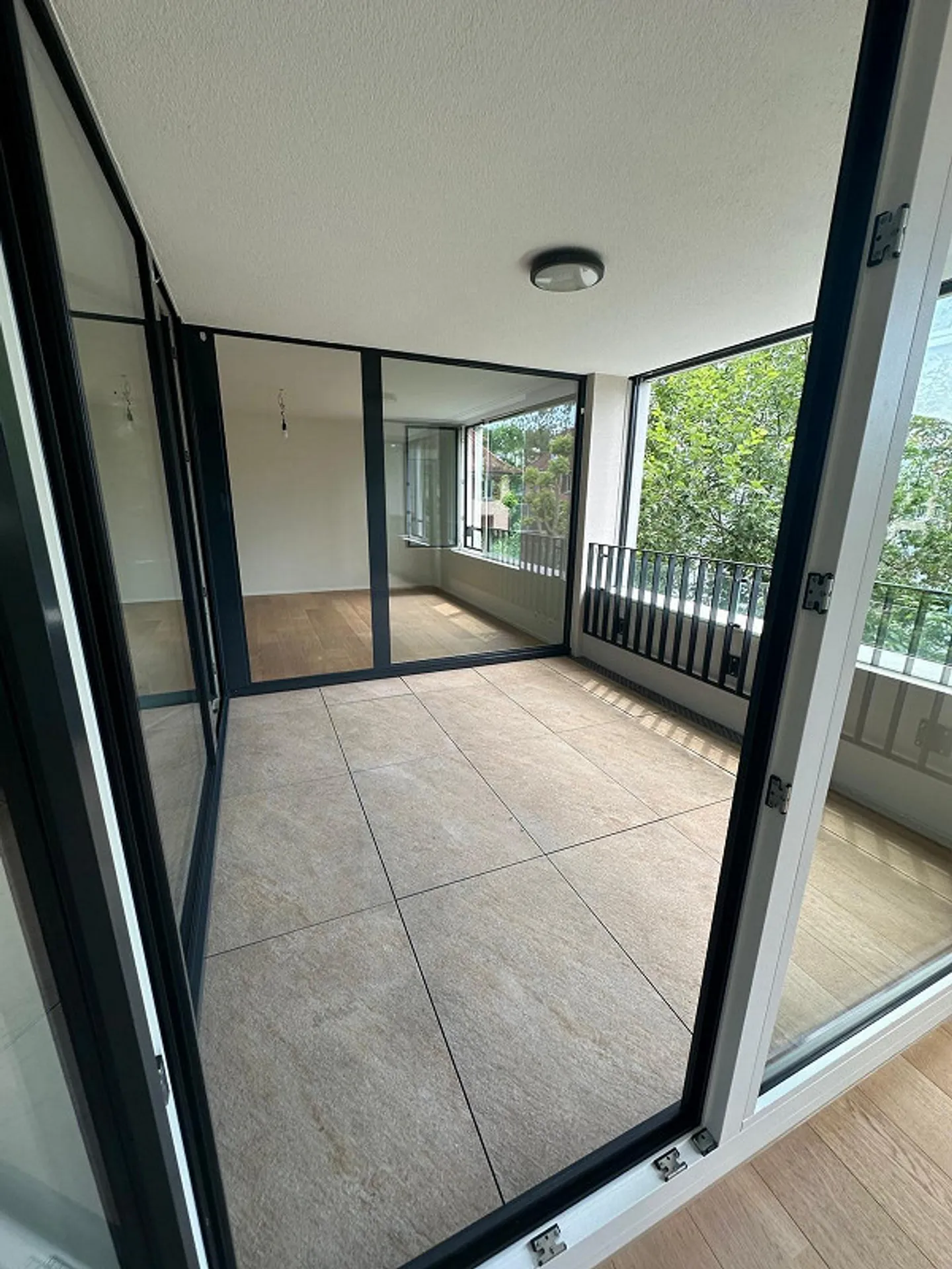 3.5 Room Dream Apartment in Wollishofen 8038 Zurich - Photo 16 of 17