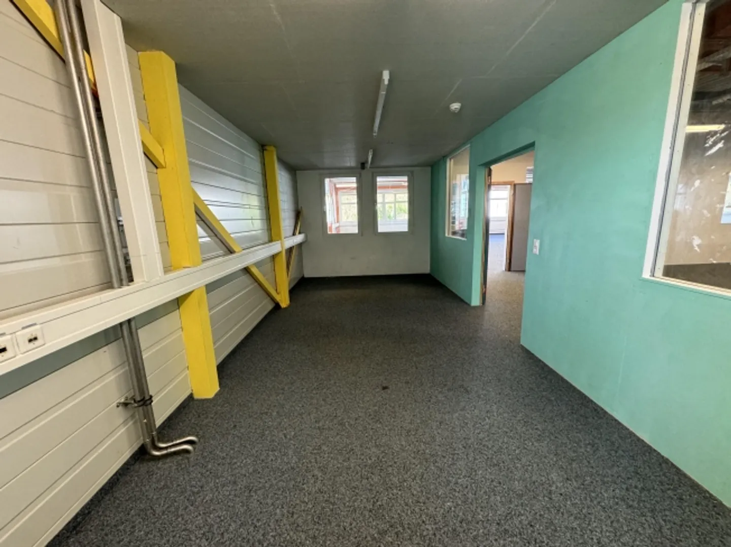 Spazio commerciale conveniente in affitto a Berg - Foto 10 di 11