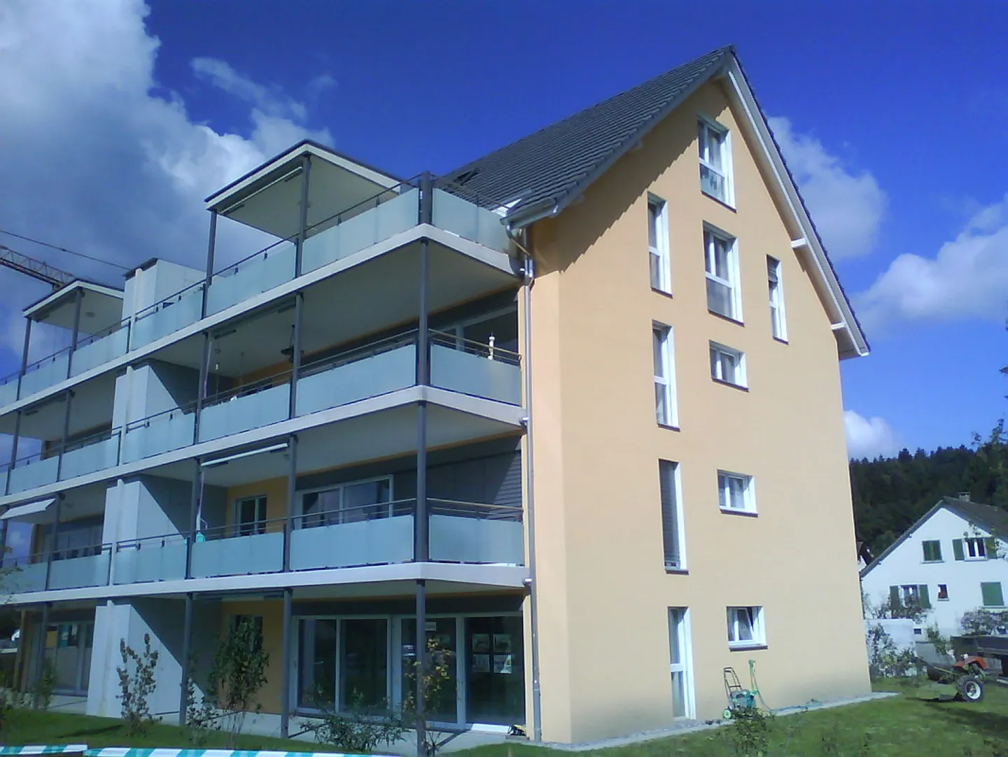 Appartements modernes de 4,5 pièces dans un emplacement central - Photo 5 sur 7