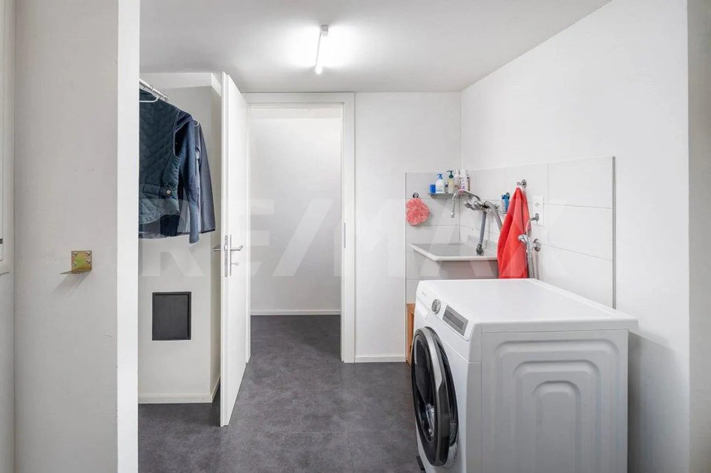 Geräumiges Familienhaus in Heusberg - Foto 7 von 13