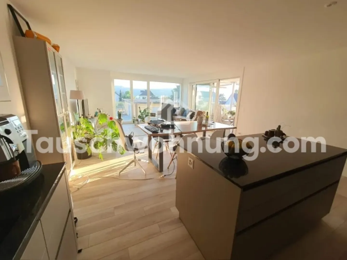 Modern Minergie Apartment in Höngg 8049 - Photo 1 of 14