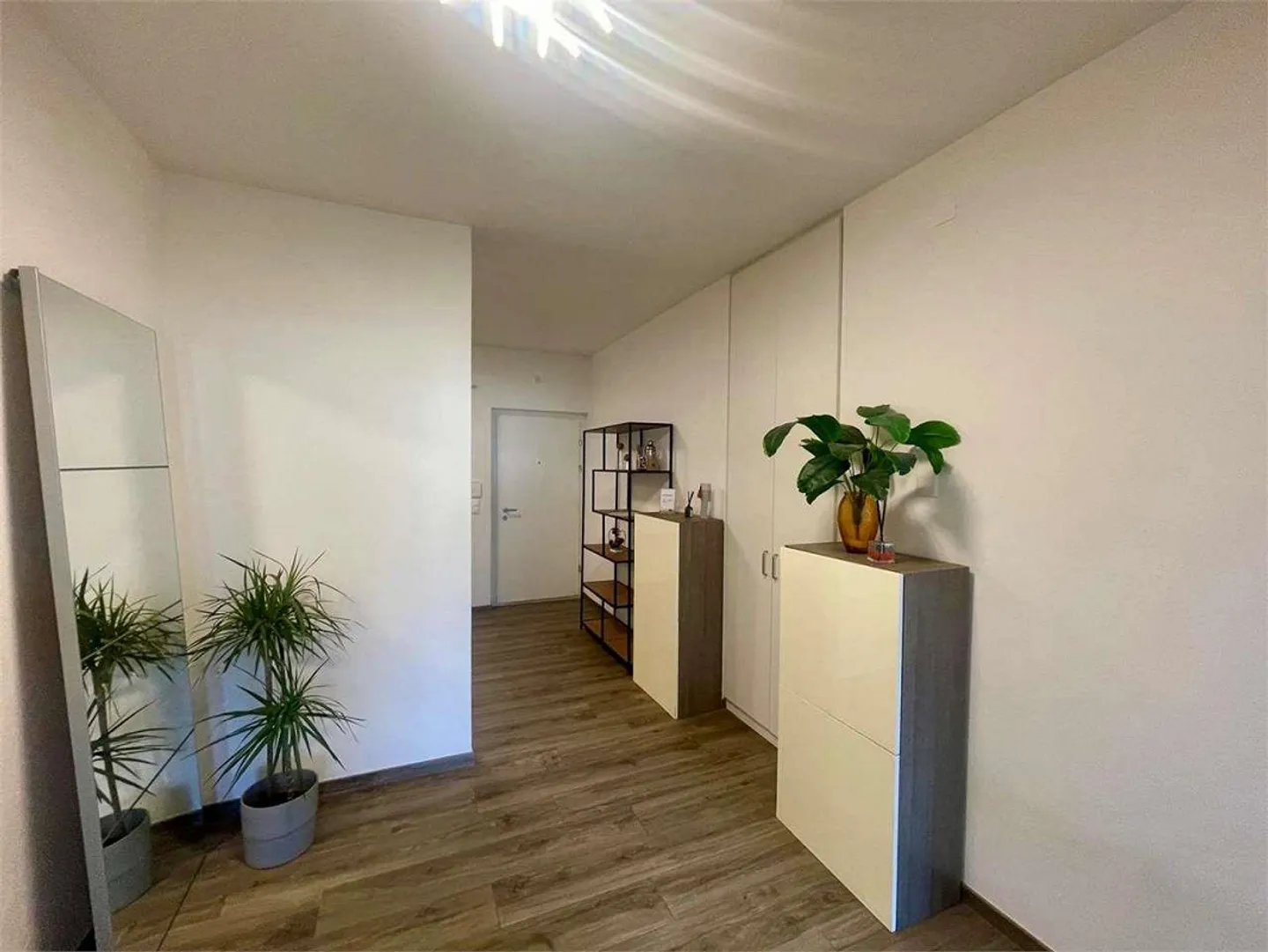 Opportunité d'investissement immobilier à Lugano dans un emplacement stratégique - Photo 7 sur 13
