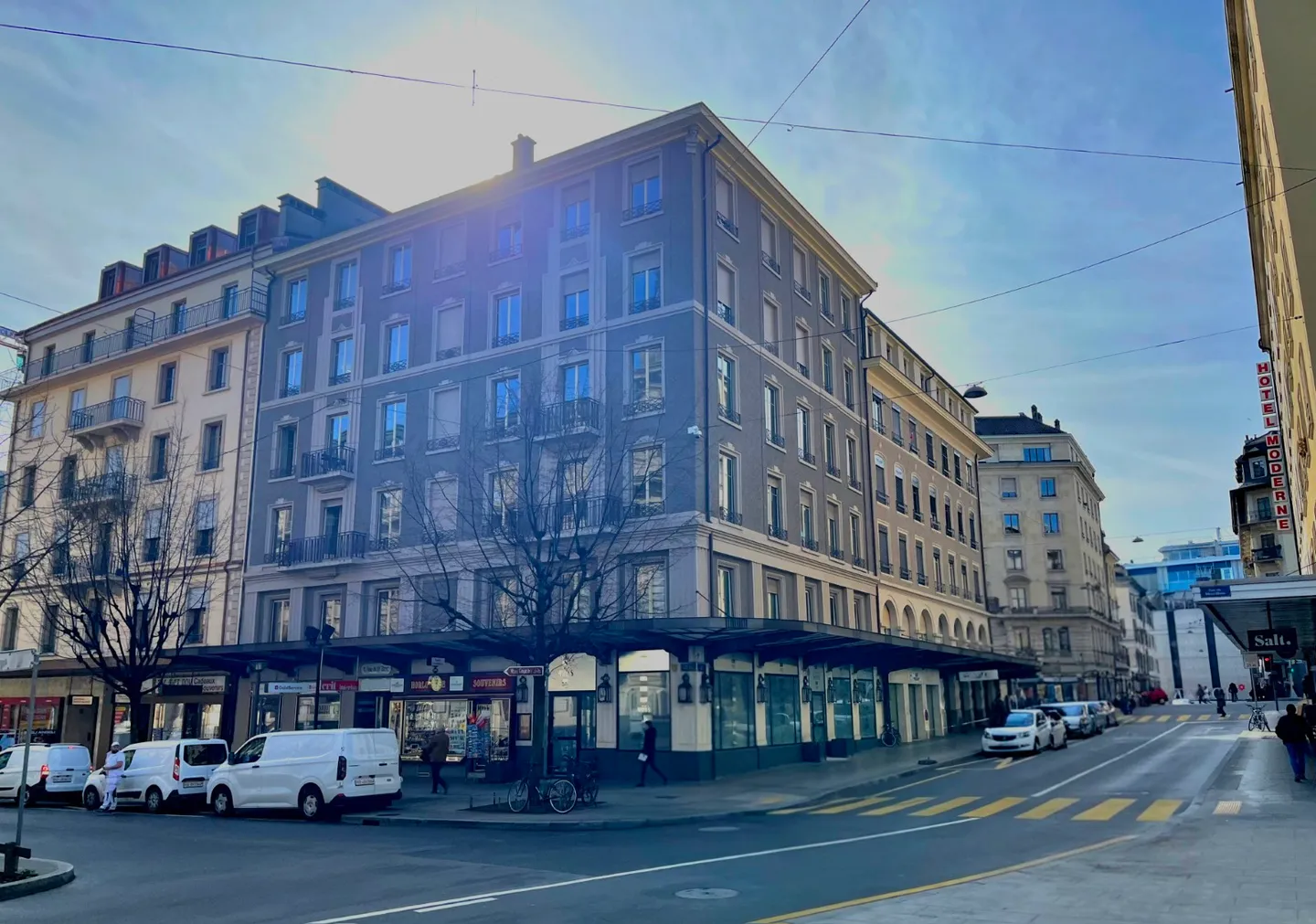 Immeuble Commercial Central - Photo 1 sur 3