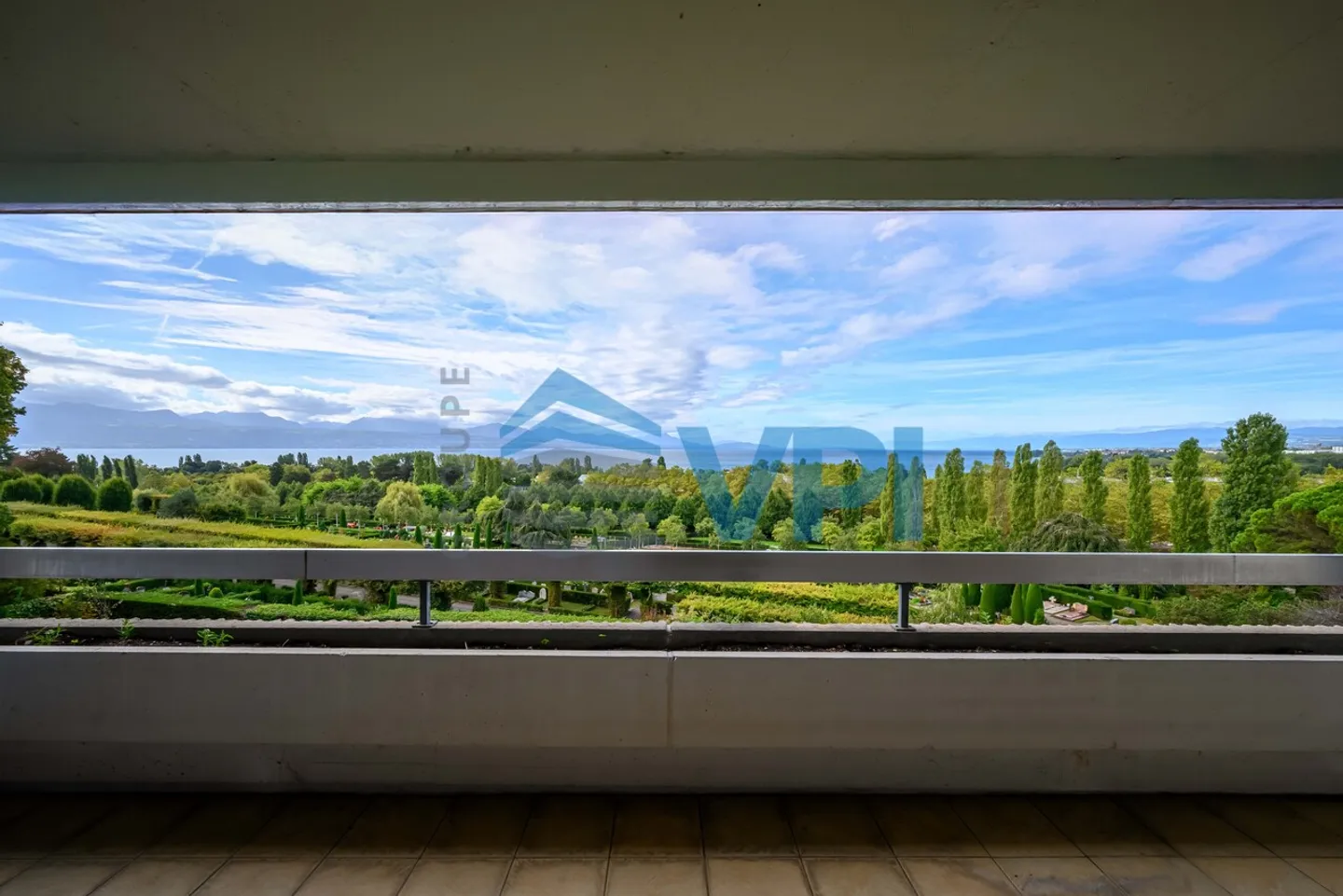 «3.5-Zimmer-Wohnung mit herrlicher Seesicht» - Foto 1 von 7