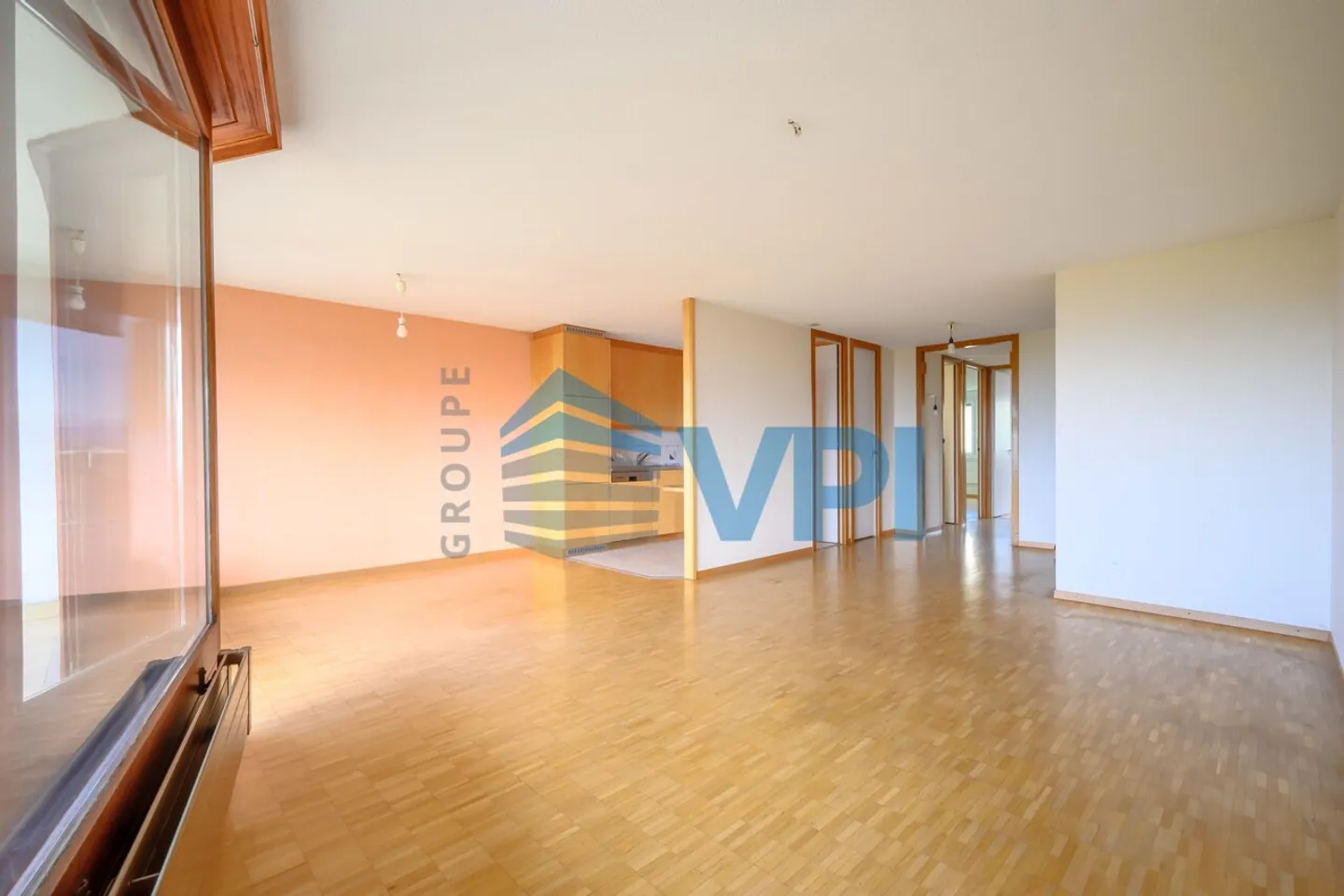 «3.5-Zimmer-Wohnung mit herrlicher Seesicht» - Foto 3 von 7