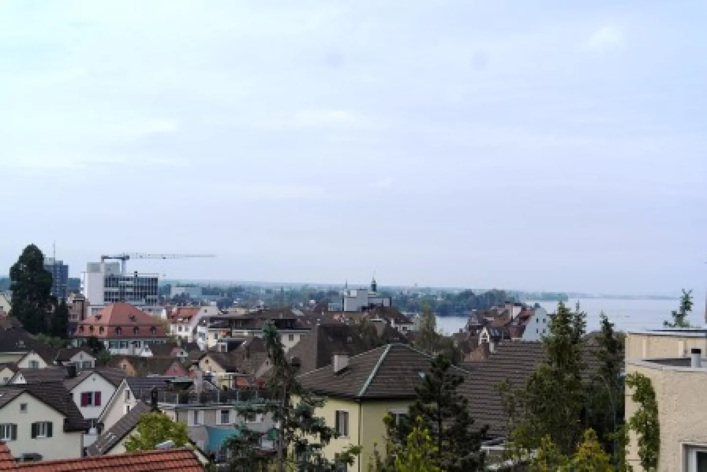 Gediegene Wohnung mit Balkon - Foto 3 von 10
