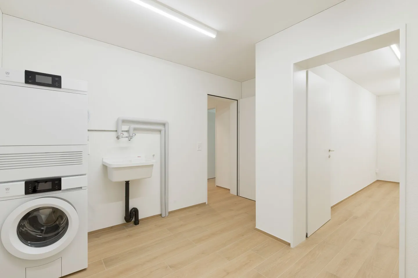 Appartement moderne de 3,5 pièces au rez-de-chaussée avec jardin à Illnau - Photo 10 sur 11