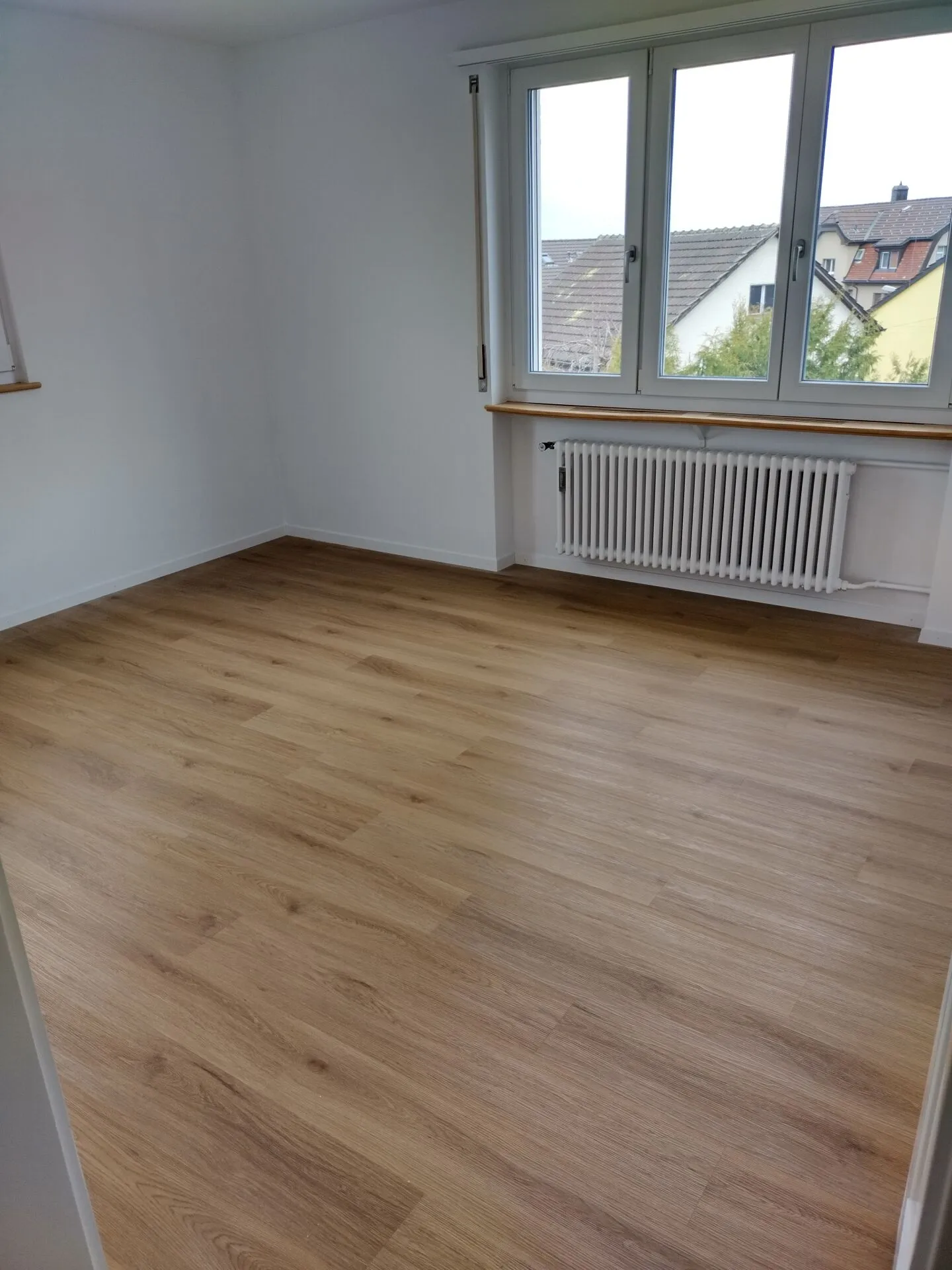 Gediegene Wohnung mit Balkon - Foto 8 von 10