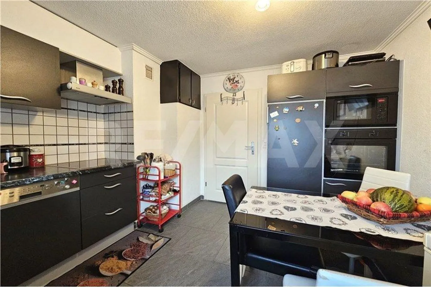 Mehrfamilienhaus mit Bauernhof - Foto 13 von 13