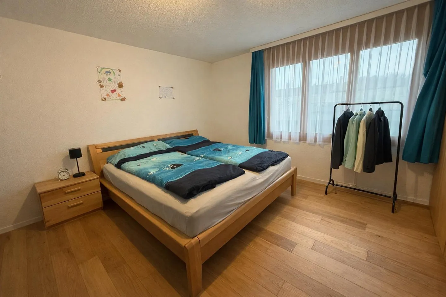 Grosszügige und ruhige 4.5 Zimmer Wohnung mit Gartenterrasse - Foto 3 von 11