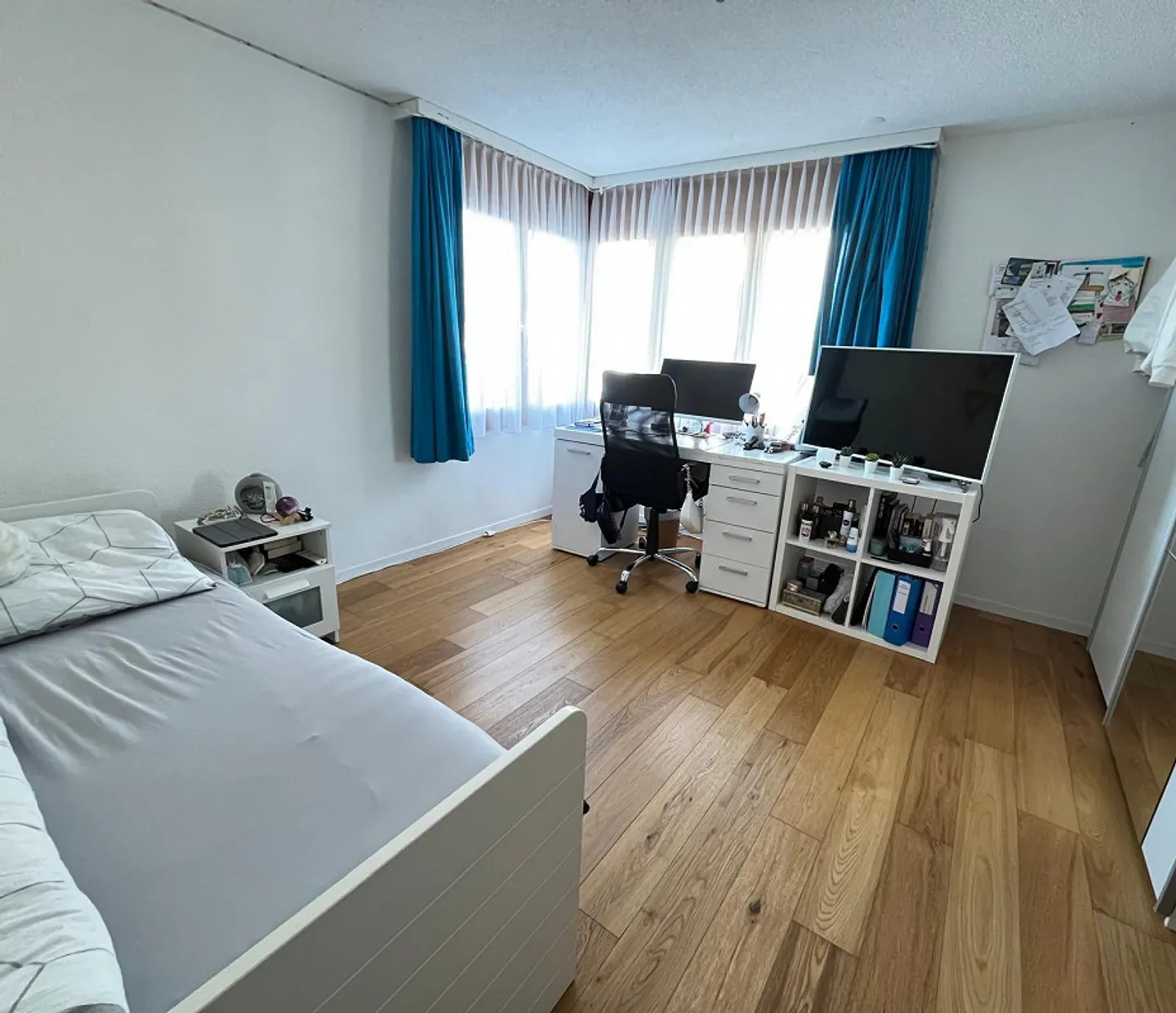 Grosszügige und ruhige 4.5 Zimmer Wohnung mit Gartenterrasse - Foto 4 von 11