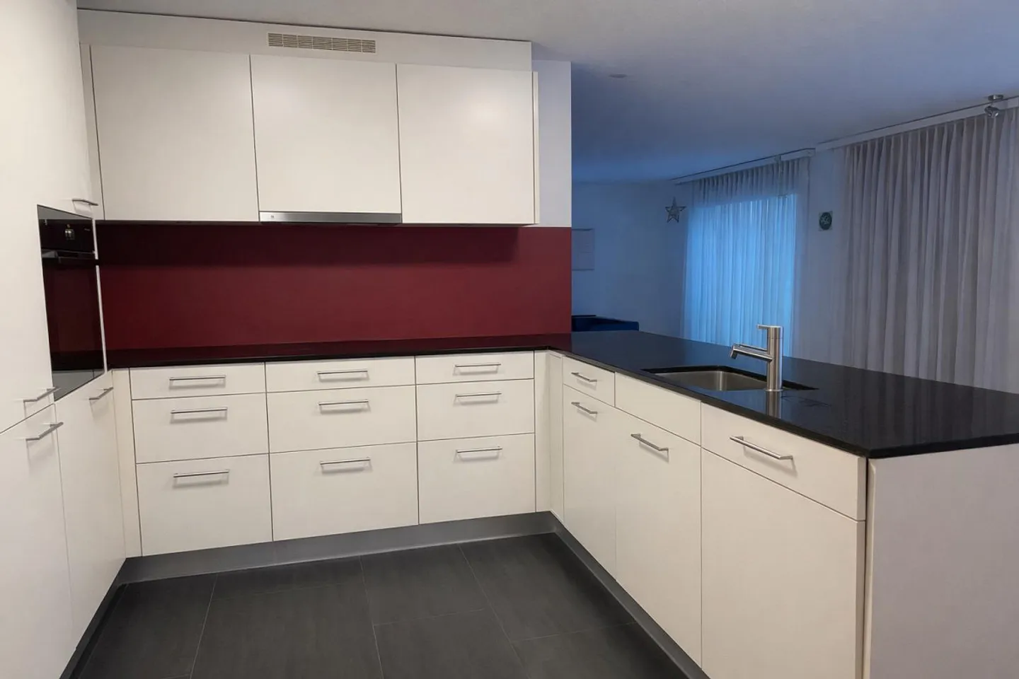 Grosszügige und ruhige 4.5 Zimmer Wohnung mit Gartenterrasse - Foto 7 von 11