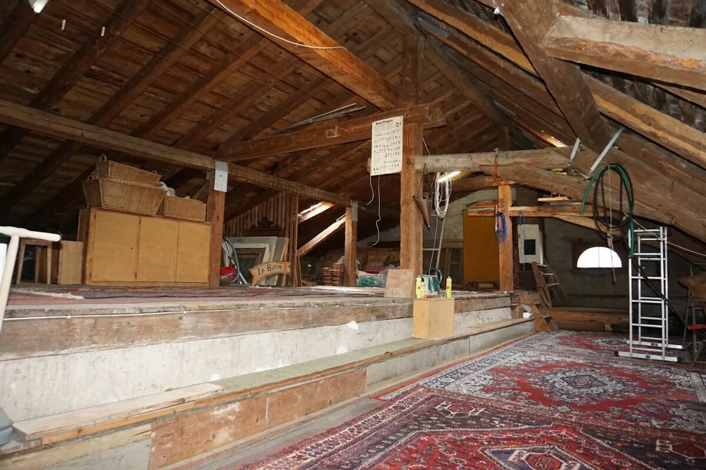 ARI-248 Pour Investisseurs - Immeuble Résidentiel - Surface Utile Totale 1'179 m2 - Volume de Construction 3'227 m3 - Grenier Aménageable - Delémont, Centre - Photo 9 sur 10