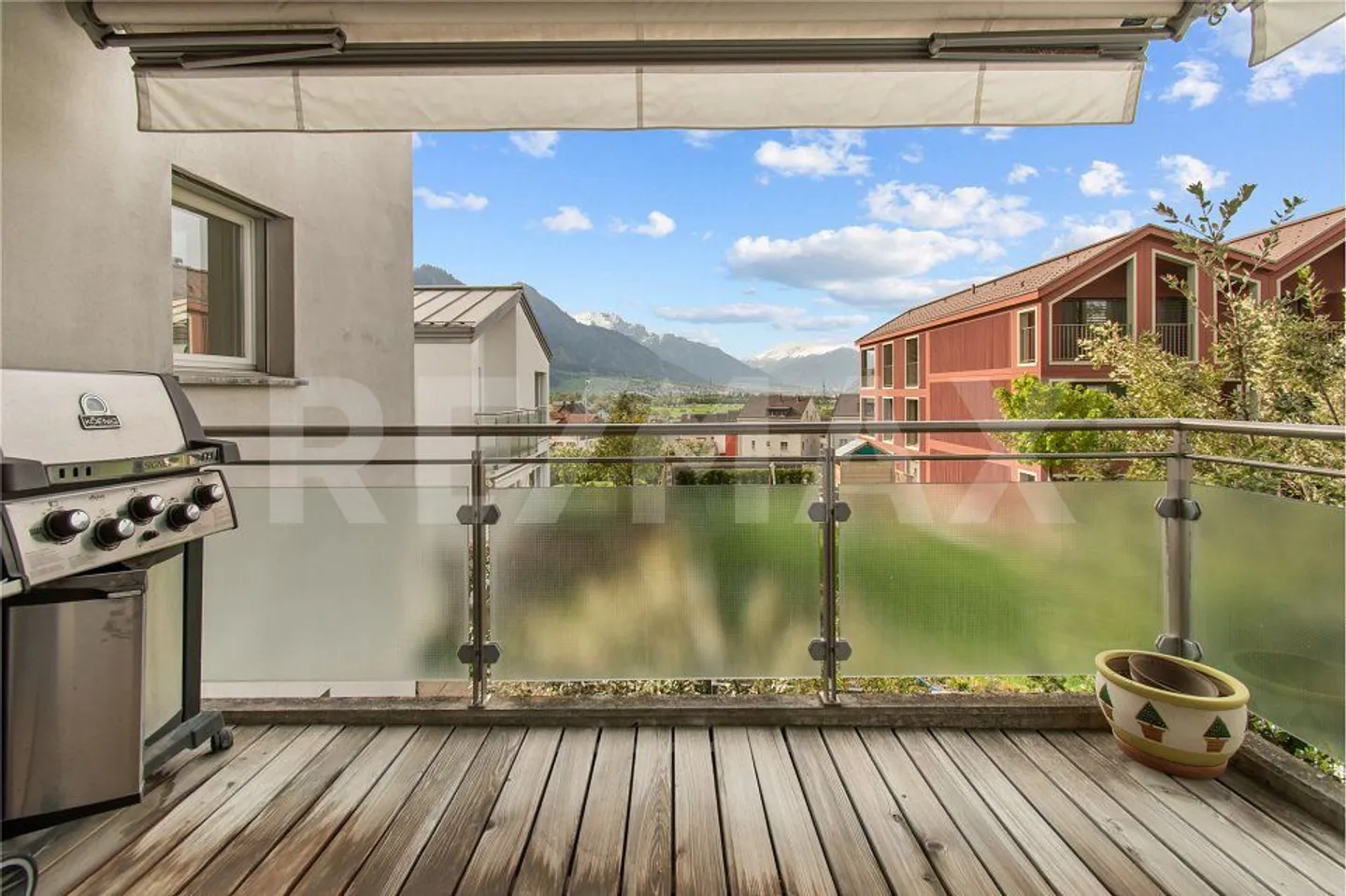 Spacious 4½-room apartment on the raised ground floor - Photo 7 of 13
