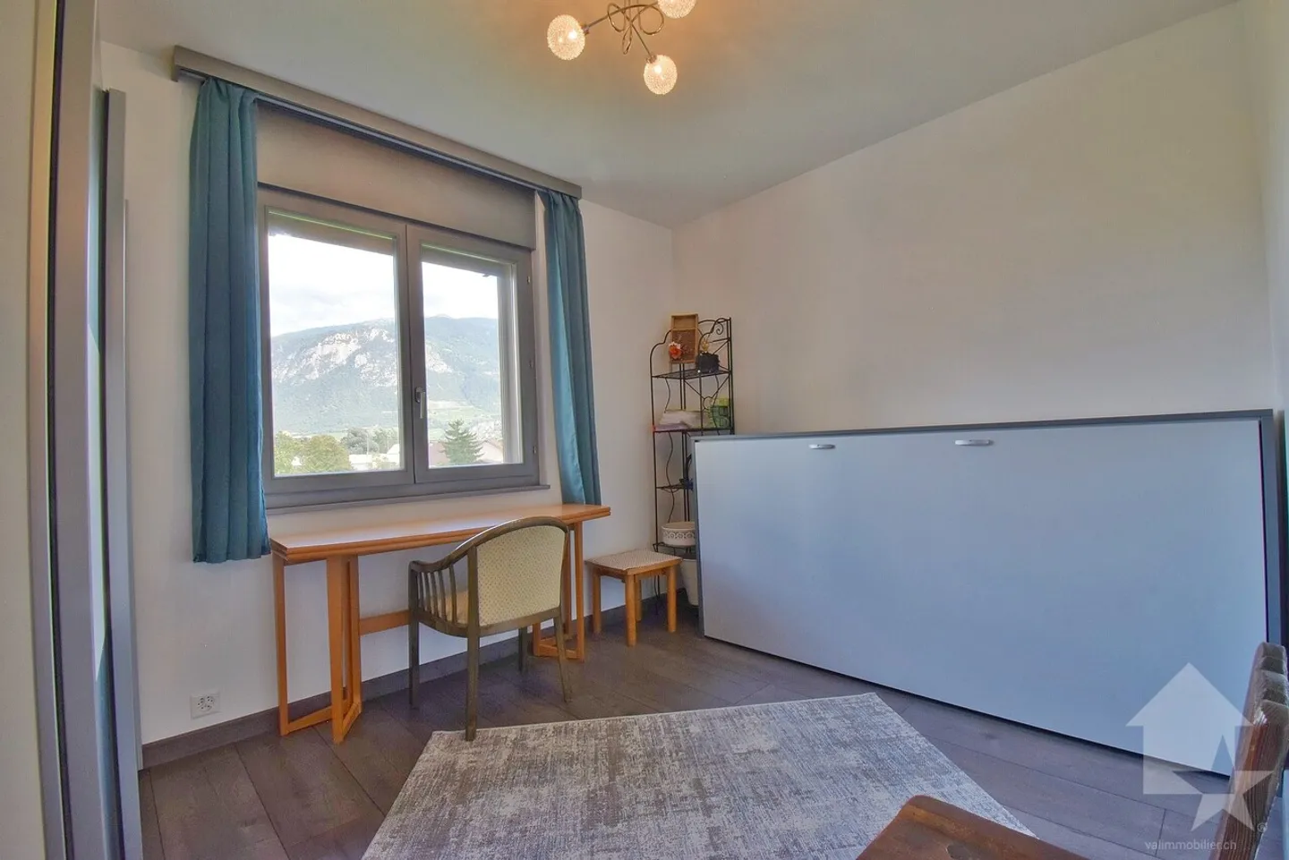 Appartamento ristrutturato di 4,5 stanze con box e parcheggio esterno - Foto 16 di 16