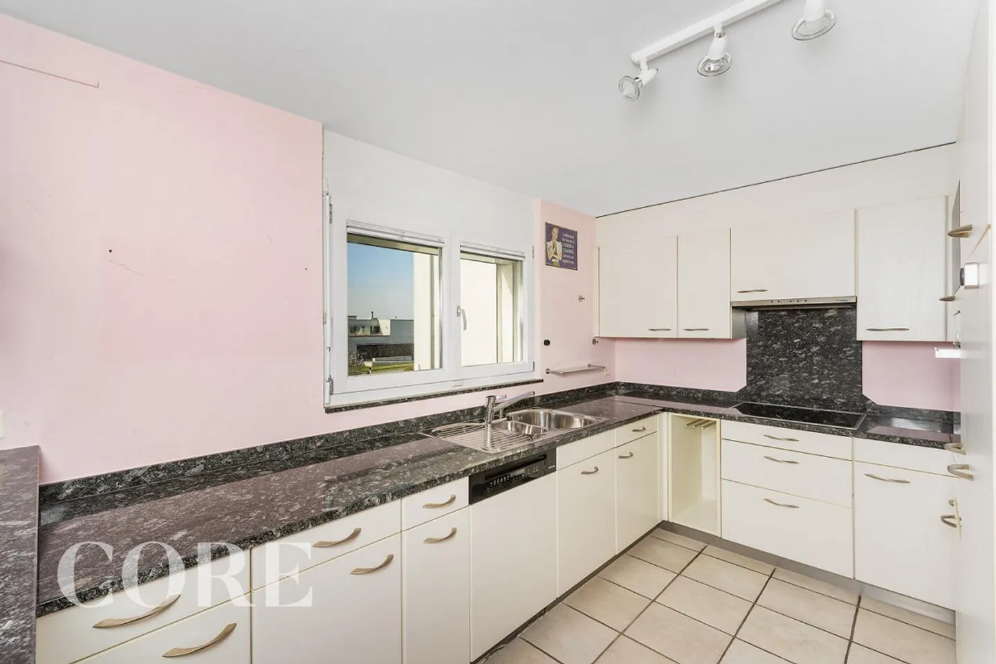 Appartamento duplex con giardino spazioso - Foto 7 di 10