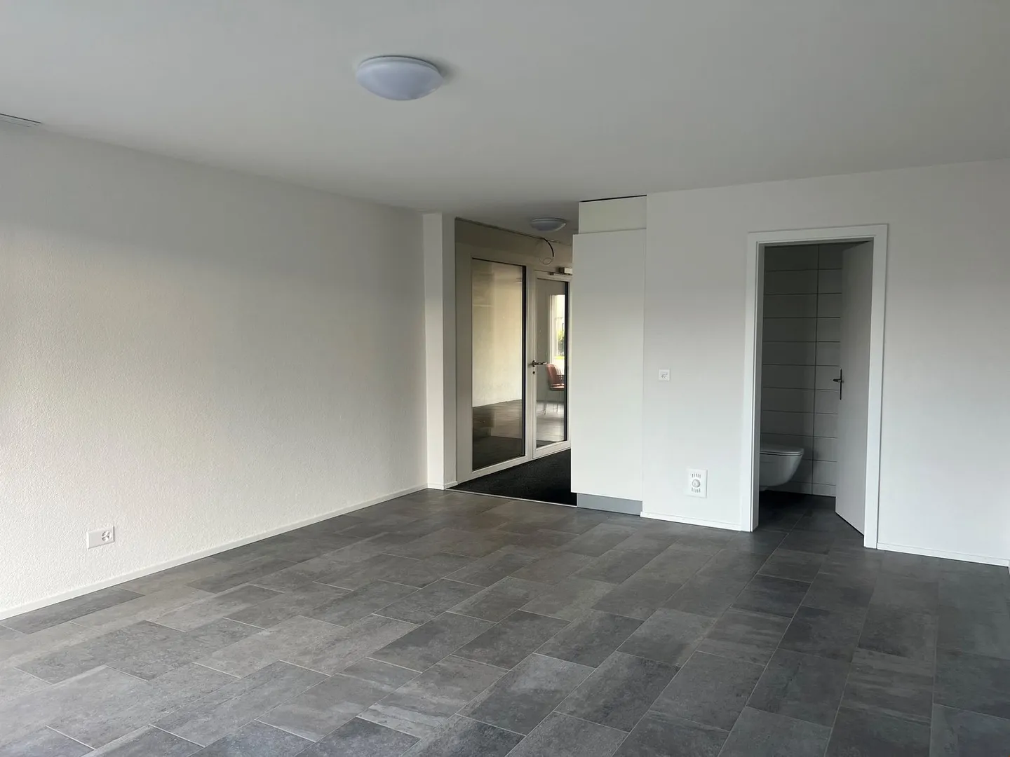 Studio/Office in Biel/Bienne Bözingen - Photo 2 of 6