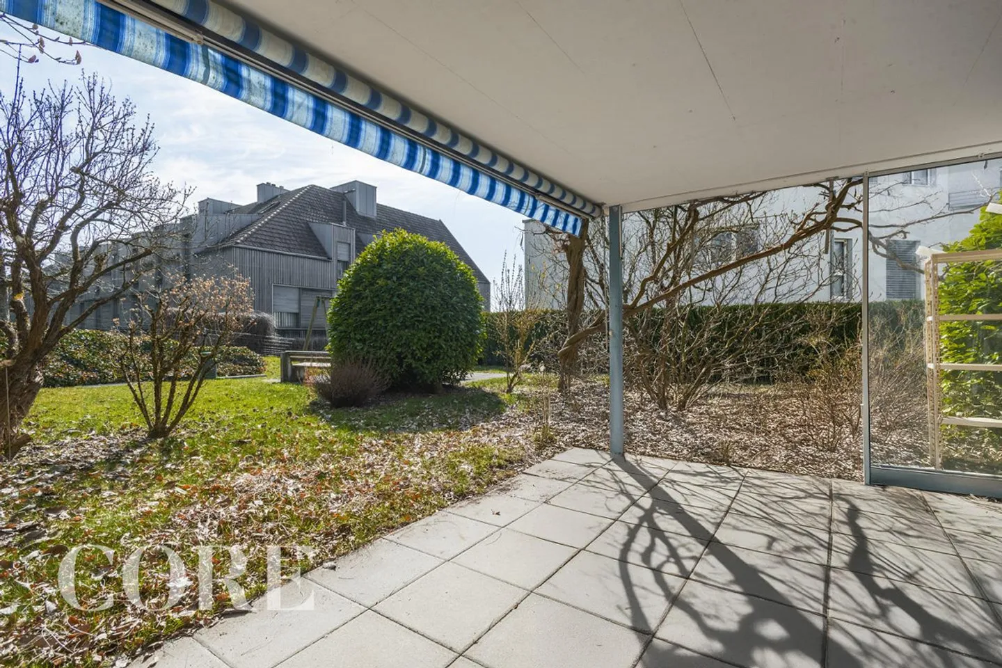 Appartamento duplex con giardino spazioso - Foto 4 di 10