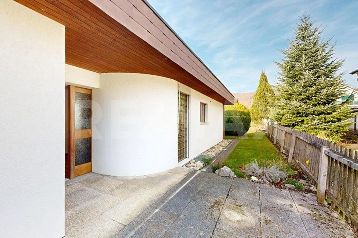 6 Room Single-Family House on the Edge of the Building Zone in Möriken - Photo 5 of 13