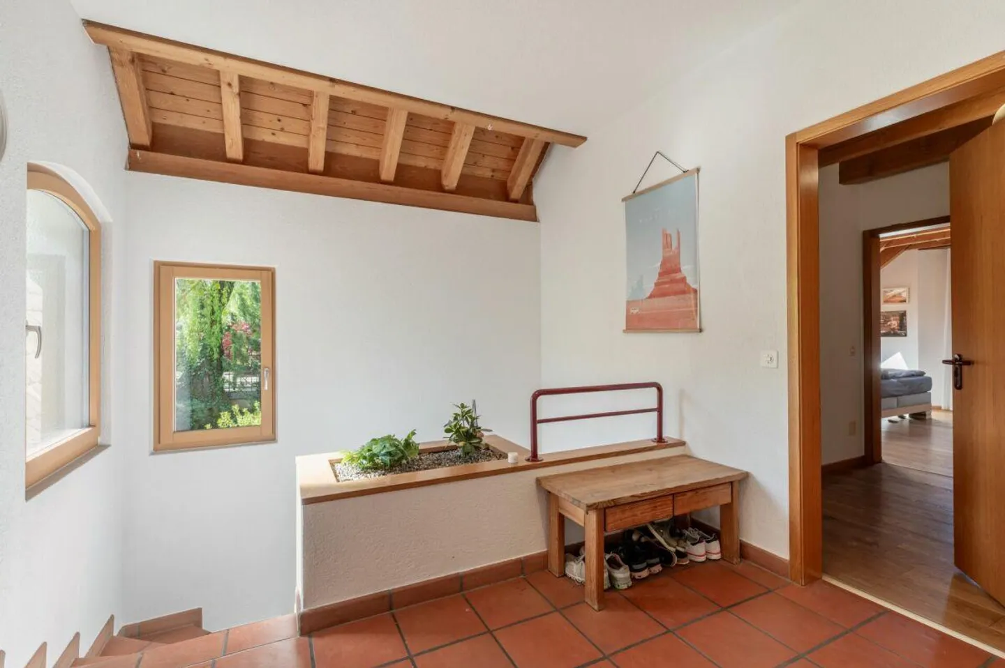 Detached 6.5-room single-family house on the edge of the settlement with plenty of privacy and a magnificent view into the Mettau Valley - Photo 9 of 24