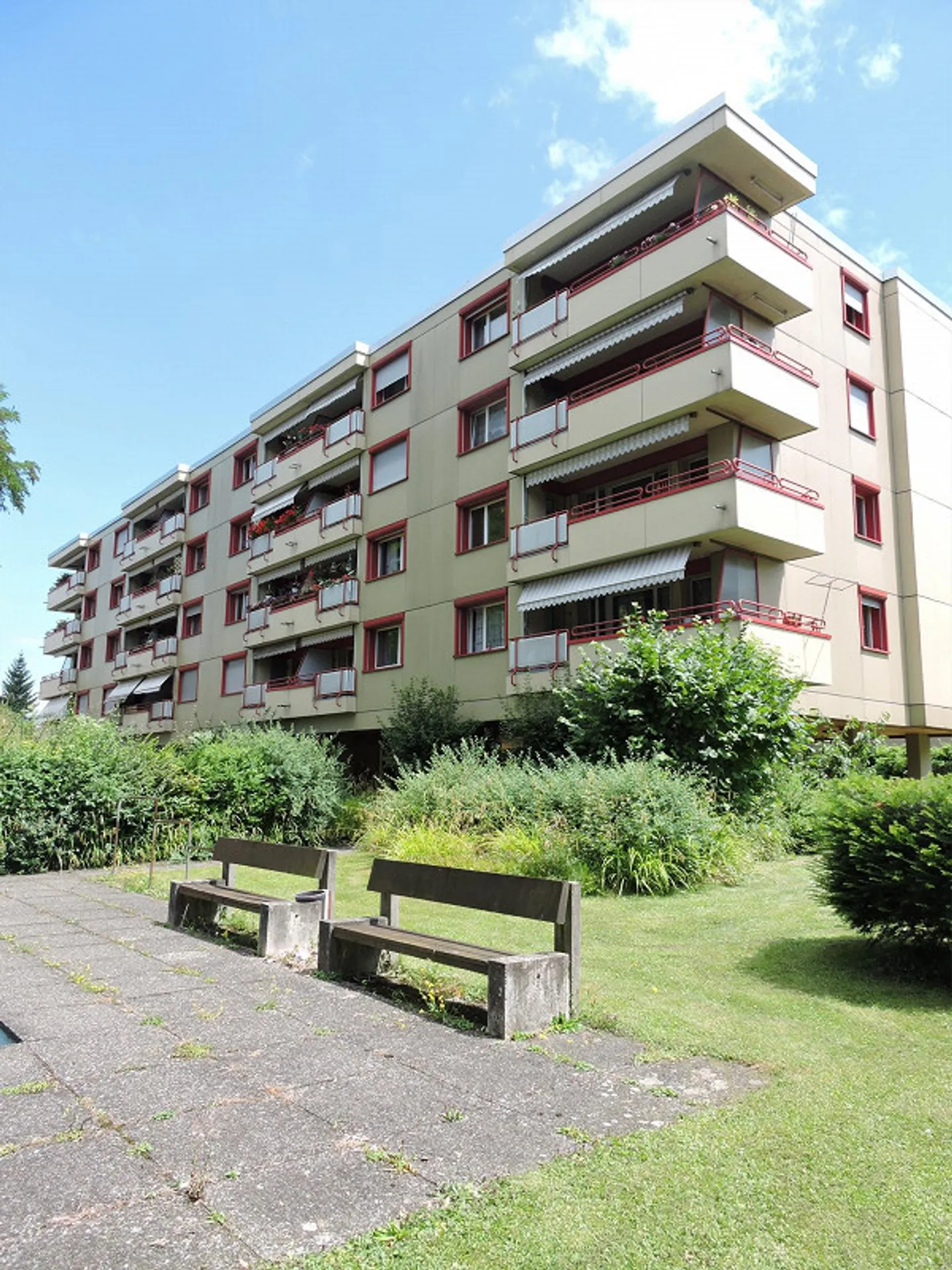 Like New! Ideal for Young and Old! - Photo 1 of 12