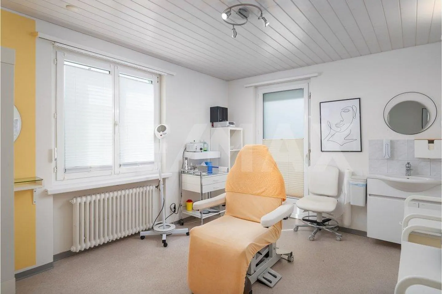 Charming Multi-Family House in Nussbaumen AG - Photo 9 of 13