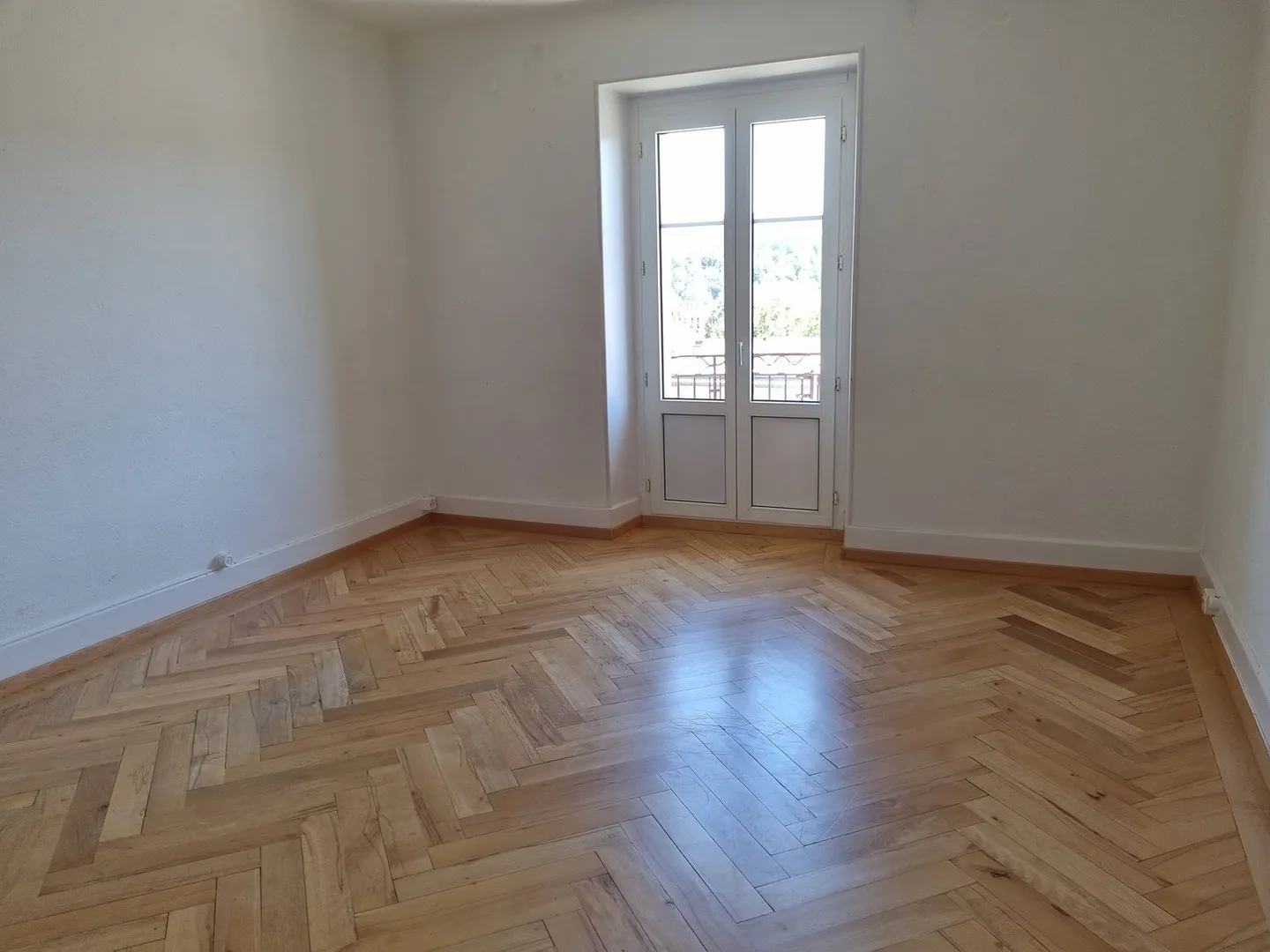 APPARTAMENTO DI 75M2 CON BALCONE - Foto 2 di 9