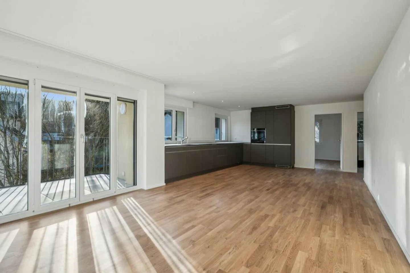 Modernes 3.5 Zimmer Apartment - Foto 4 von 10