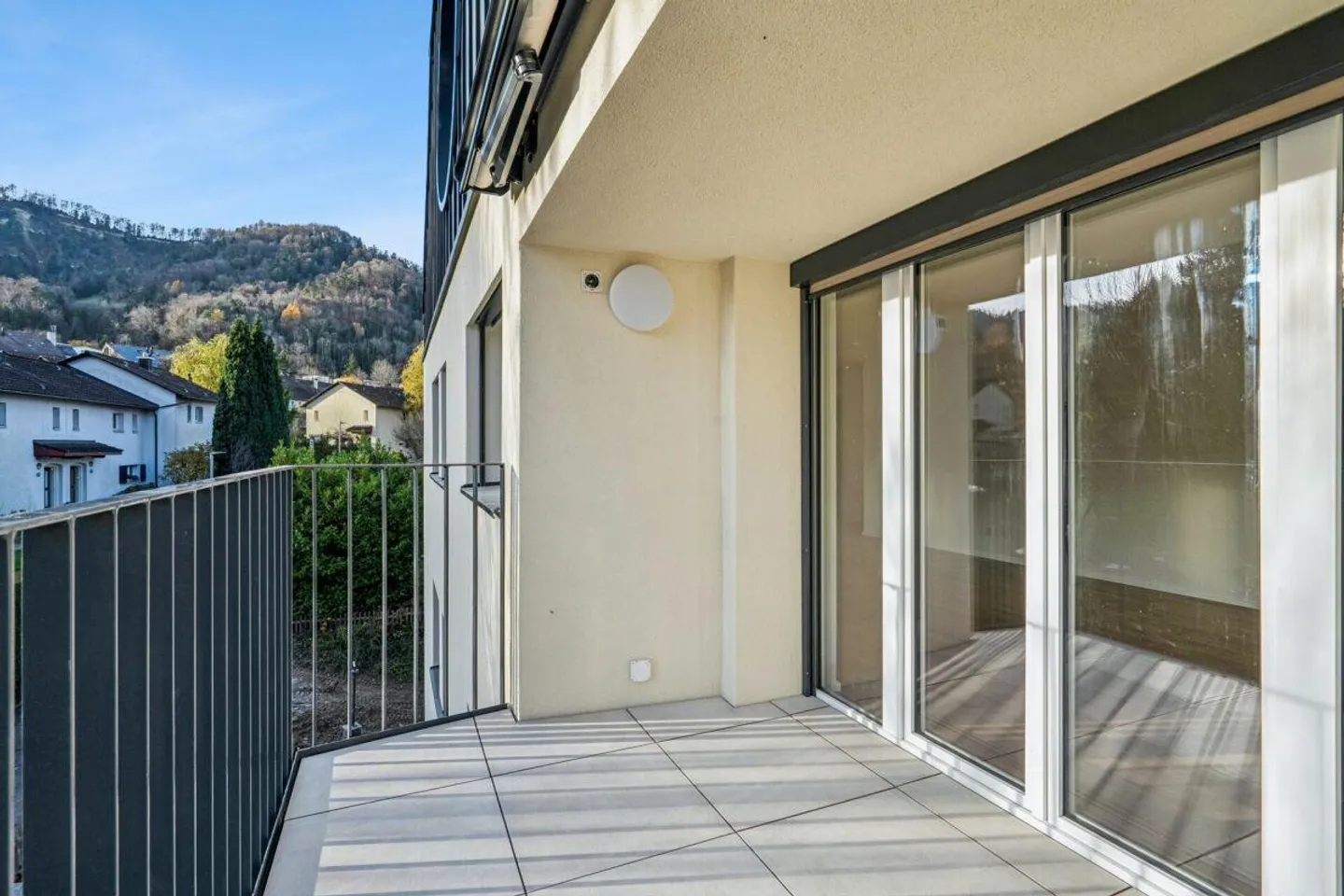 Modernes 3.5 Zimmer Apartment - Foto 8 von 10