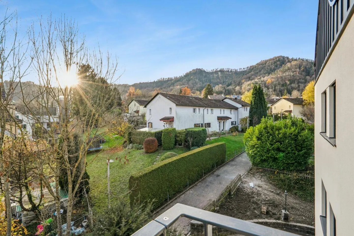 Modernes 3.5 Zimmer Apartment - Foto 9 von 10