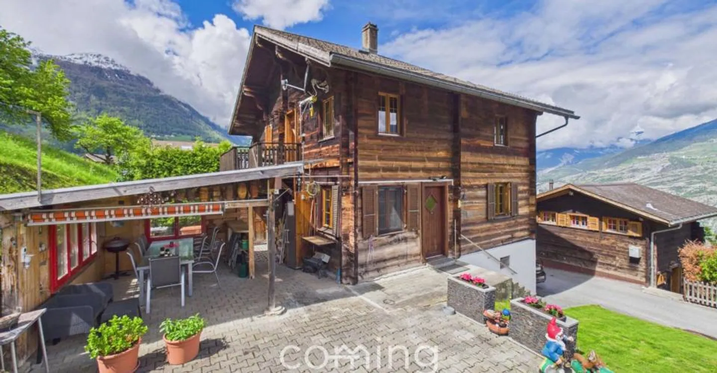 Charmantes Chalet mit Bauland - Foto 6 von 12