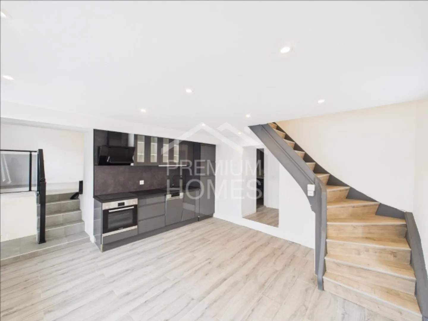 Renovated Charm in the Heart of Bôle - Photo 2 of 4