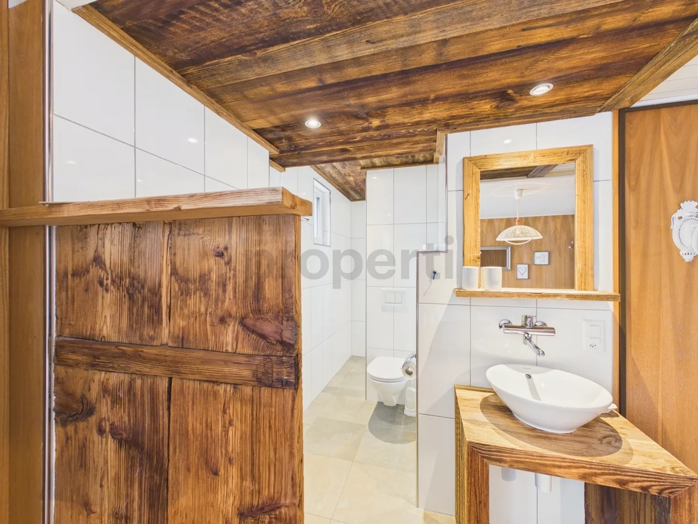 Hotel for sale - Photo 11 of 13