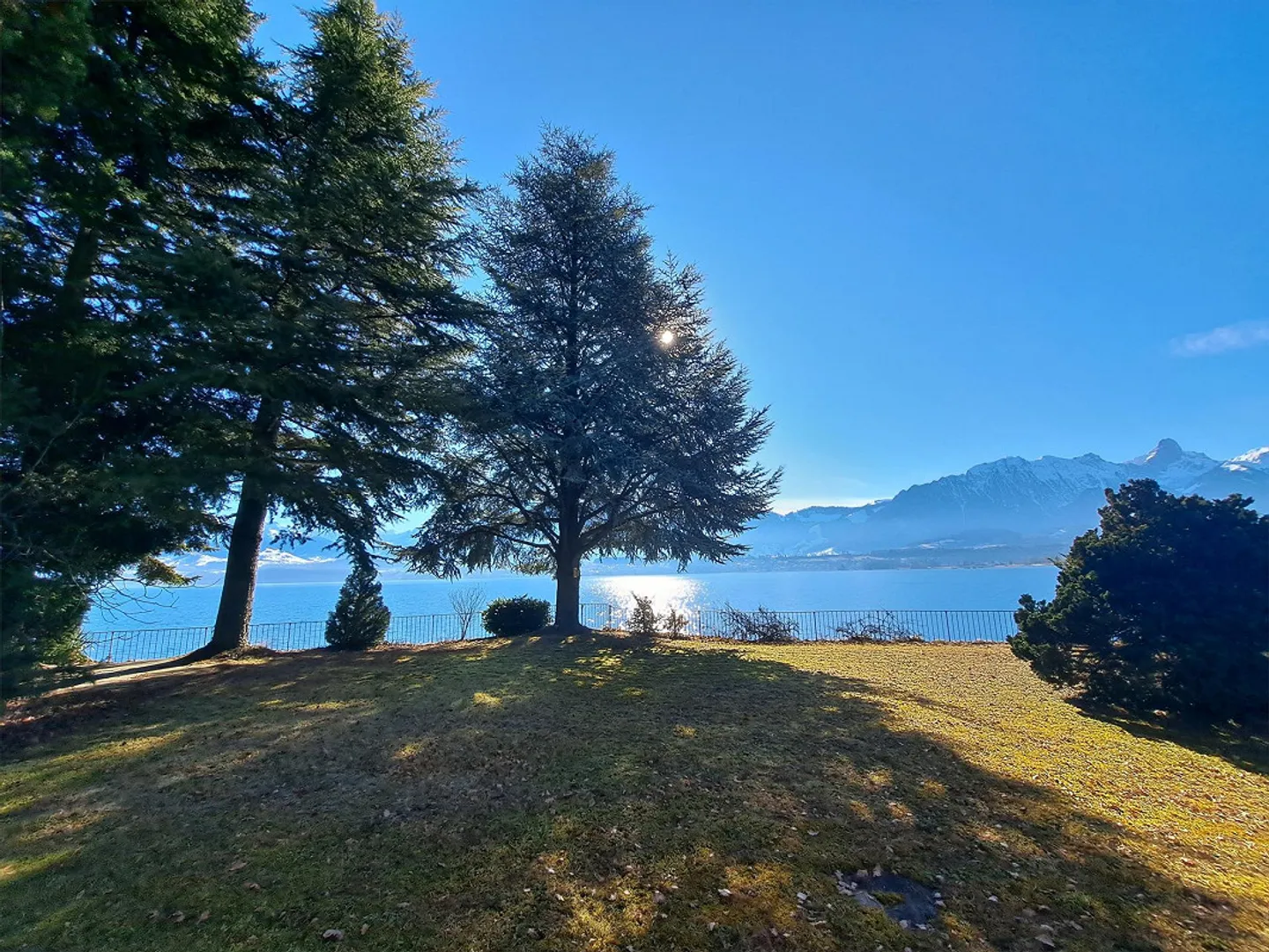 Exklusives Chalet am See - Foto 2 von 15