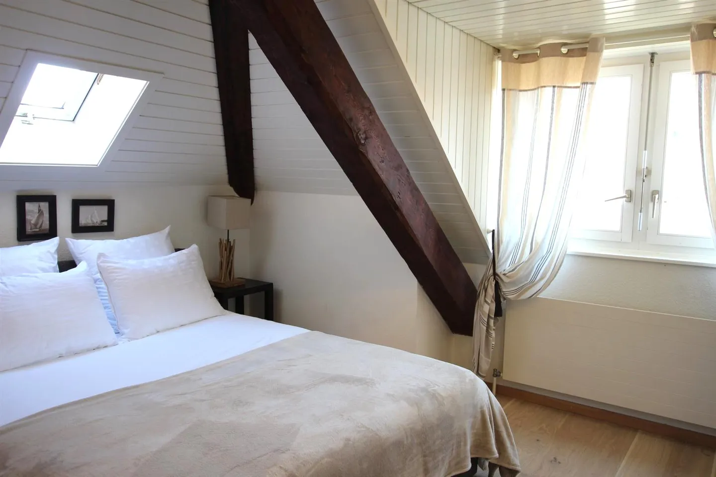 Attique Charmant avec Vue sur Genève - Photo 4 sur 9