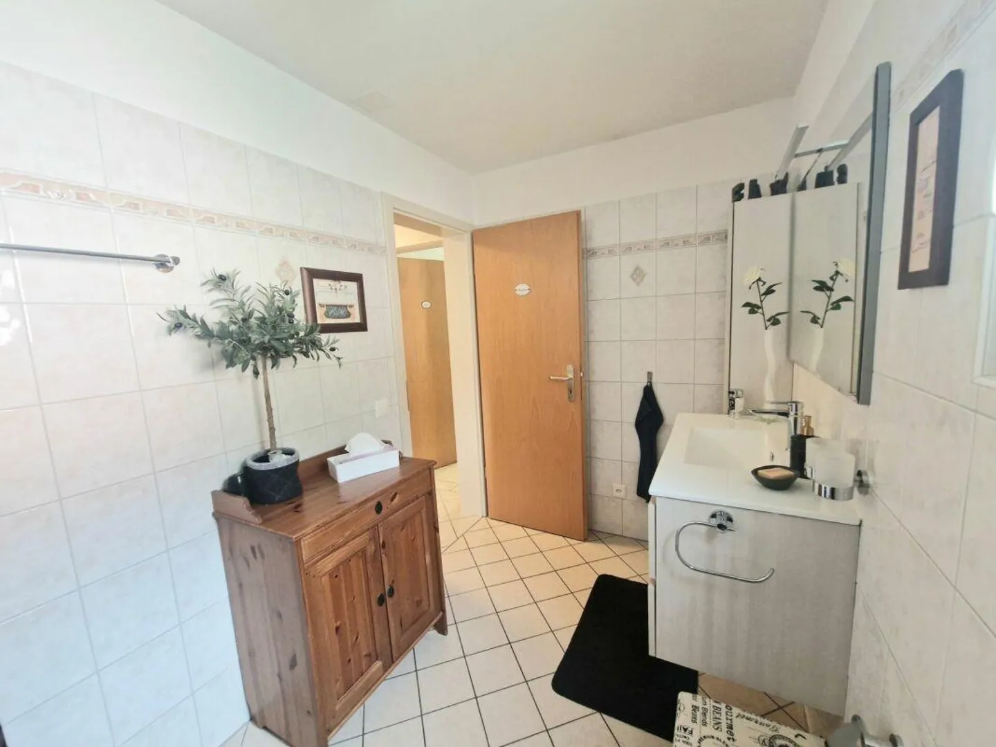 ZU VERKAUFEN IN LAVERTEZZO PIANO - GERÄUMIGES 5,5-ZIMMER-EINFAMILIE... - Foto 16 von 28