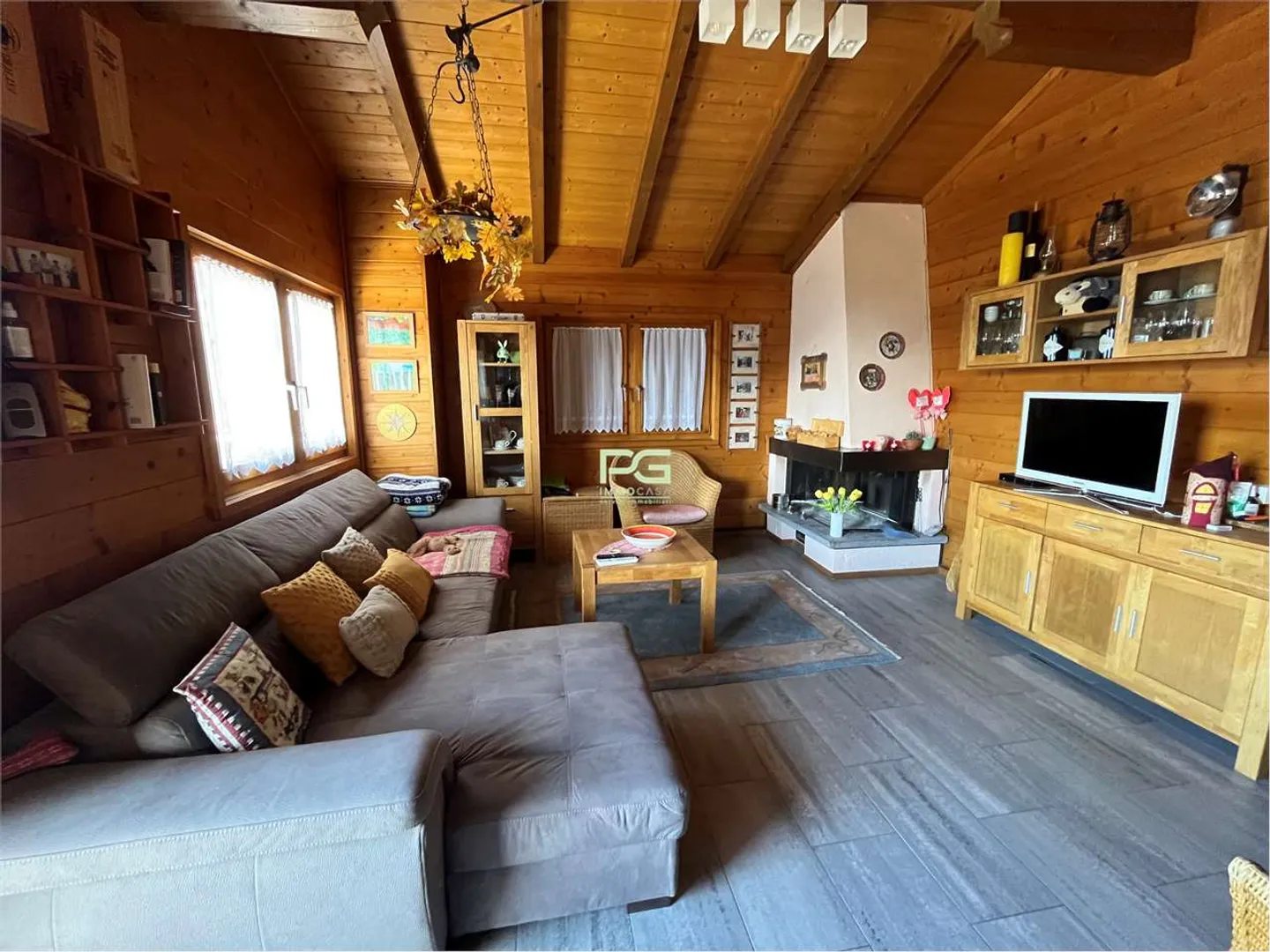 Bellissimo rustico bifamiliare a Campello - Foto 2 di 10