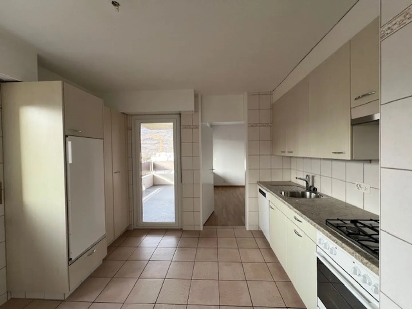 Appartamento 3.5 locali - Foto 2 di 13