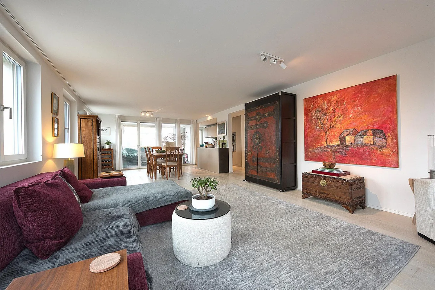 Appartement lumineux et confortable de 4,5 pièces - Photo 1 sur 12