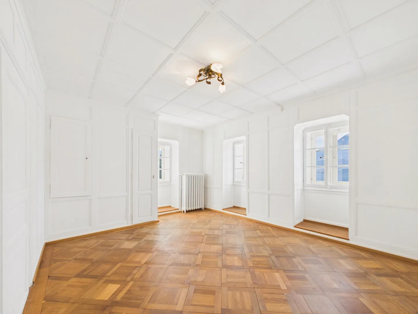 Villa di 9½ stanze con vista impressionante sul lago e sulle Alpi - Foto 10 di 14