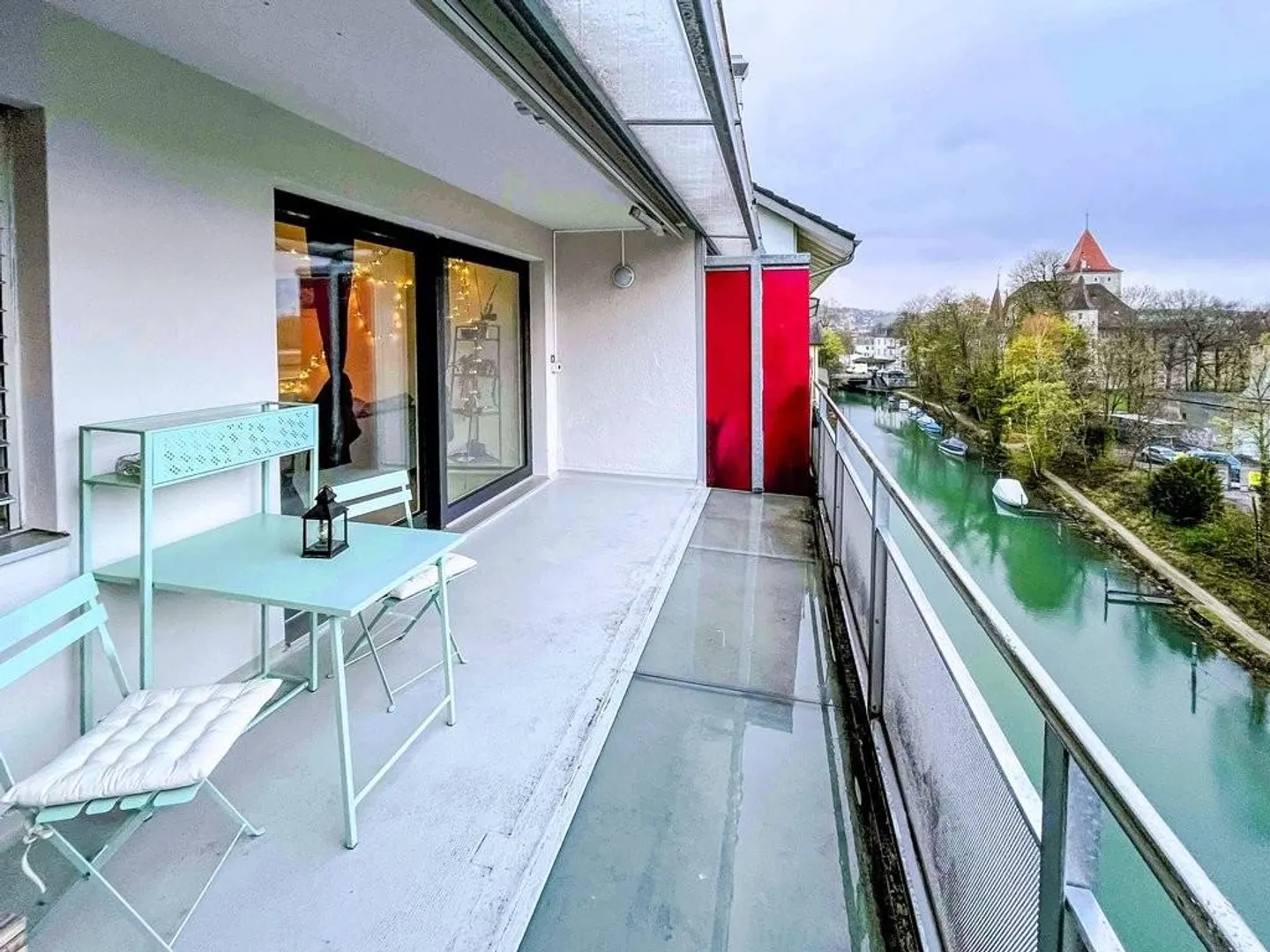 Hell, modern, charming - 2.5-room apartment at Zihlkanal - Photo 1 of 7