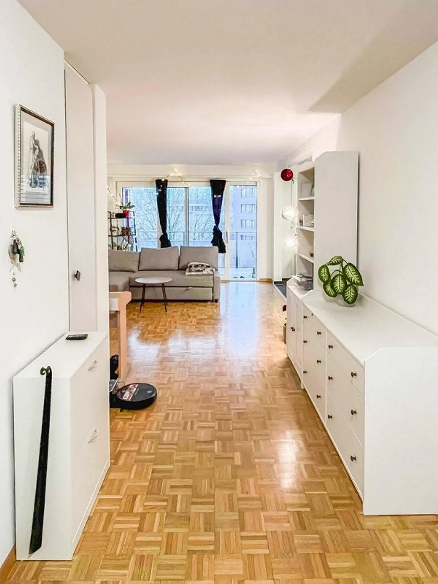 Hell, modern, charming - 2.5-room apartment at Zihlkanal - Photo 2 of 7