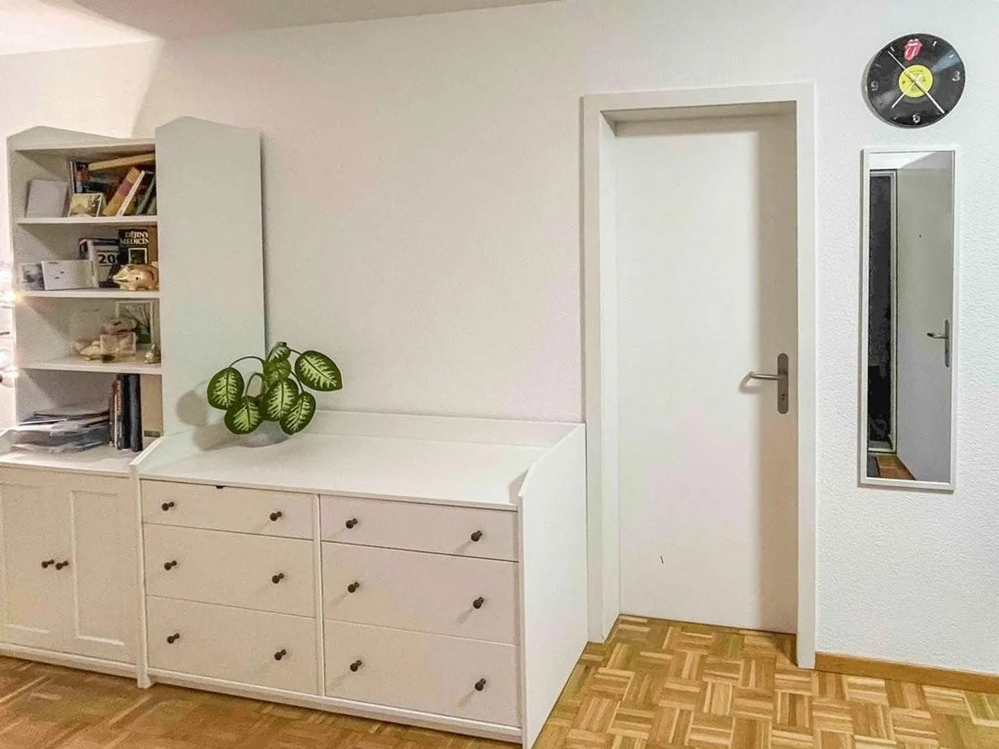 Hell, modern, charming - 2.5-room apartment at Zihlkanal - Photo 3 of 7