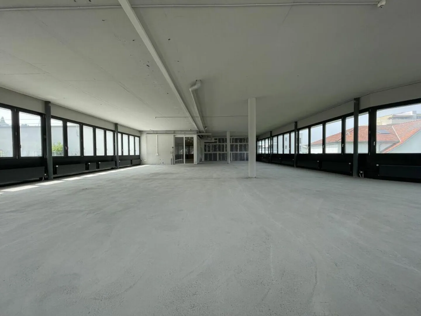 Gewerbefläche mit vielseitiger Nutzungsmöglichkeit - Foto 3 von 10