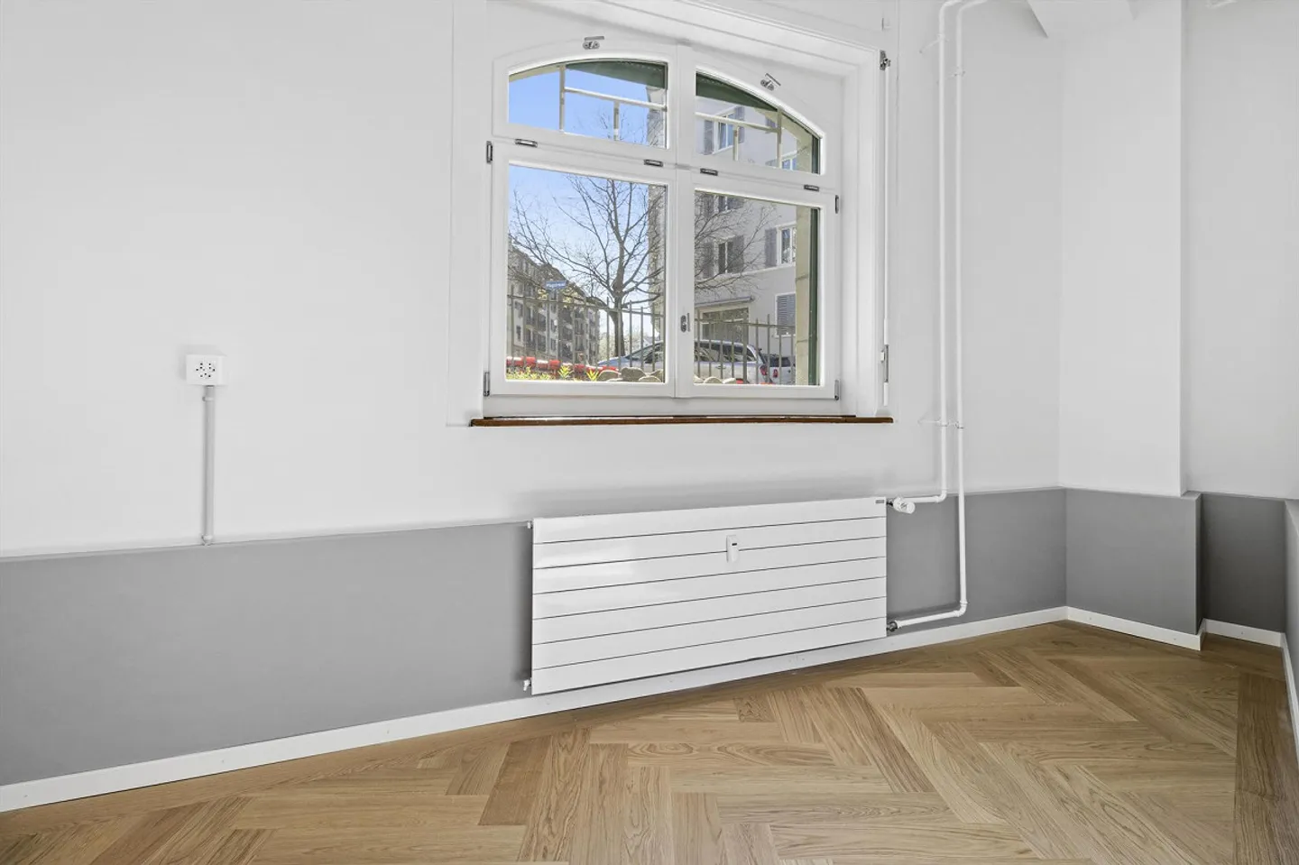 Bürofläche im Kreis 6 mit Gartensitzplatz - Foto 3 von 4