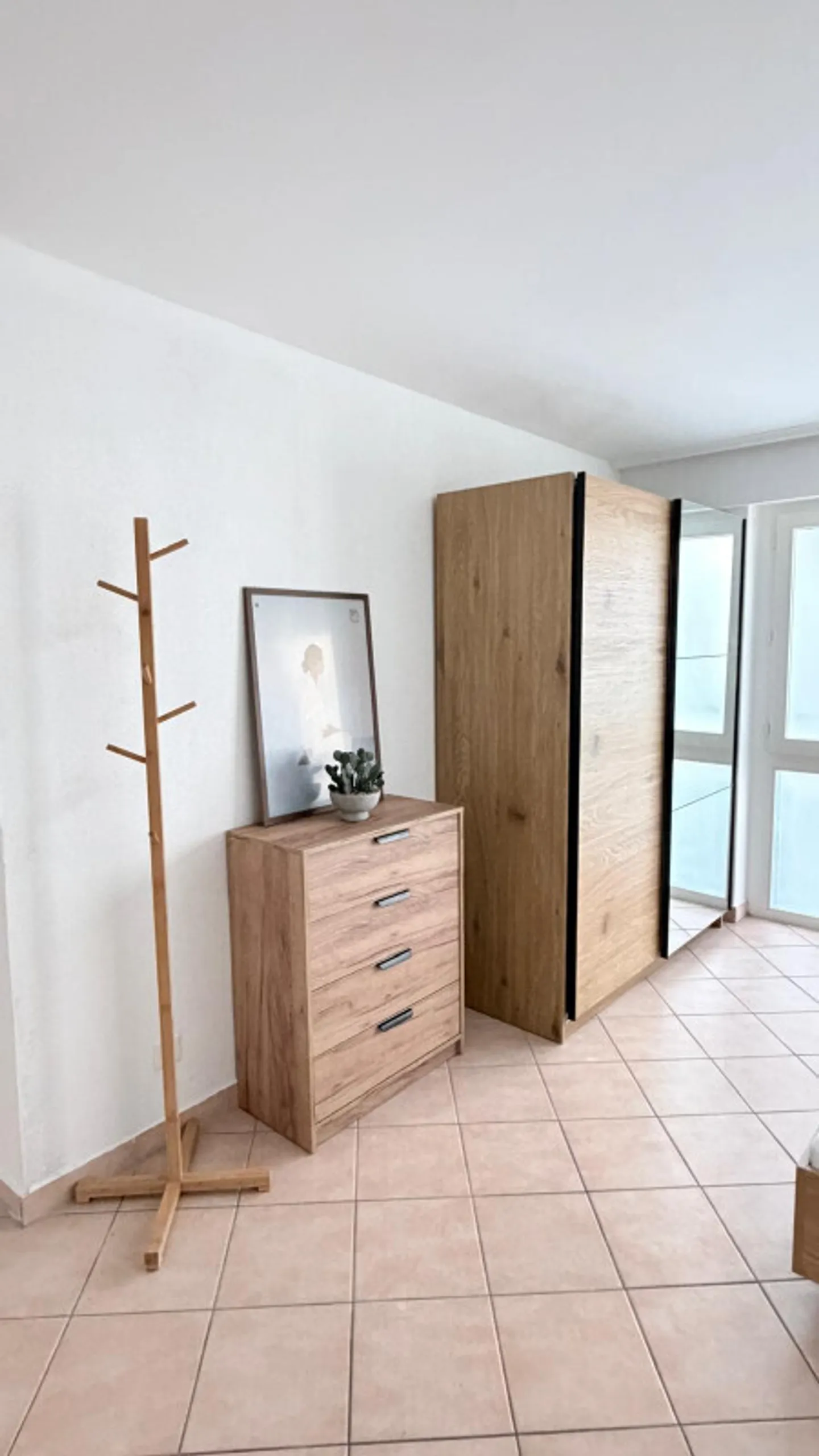 Appartement meublé 1.5 pièce lumineux  Centre Montreux  Location flexible  CH - Foto 4 von 13