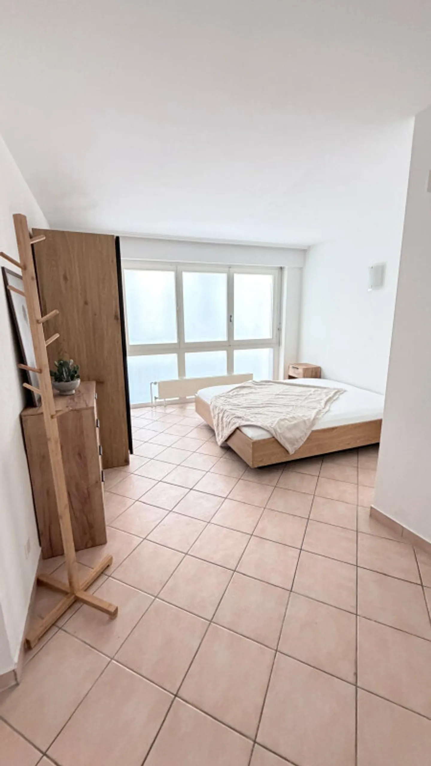 Appartement meublé 1.5 pièce lumineux  Centre Montreux  Location flexible  CH - Foto 12 von 13
