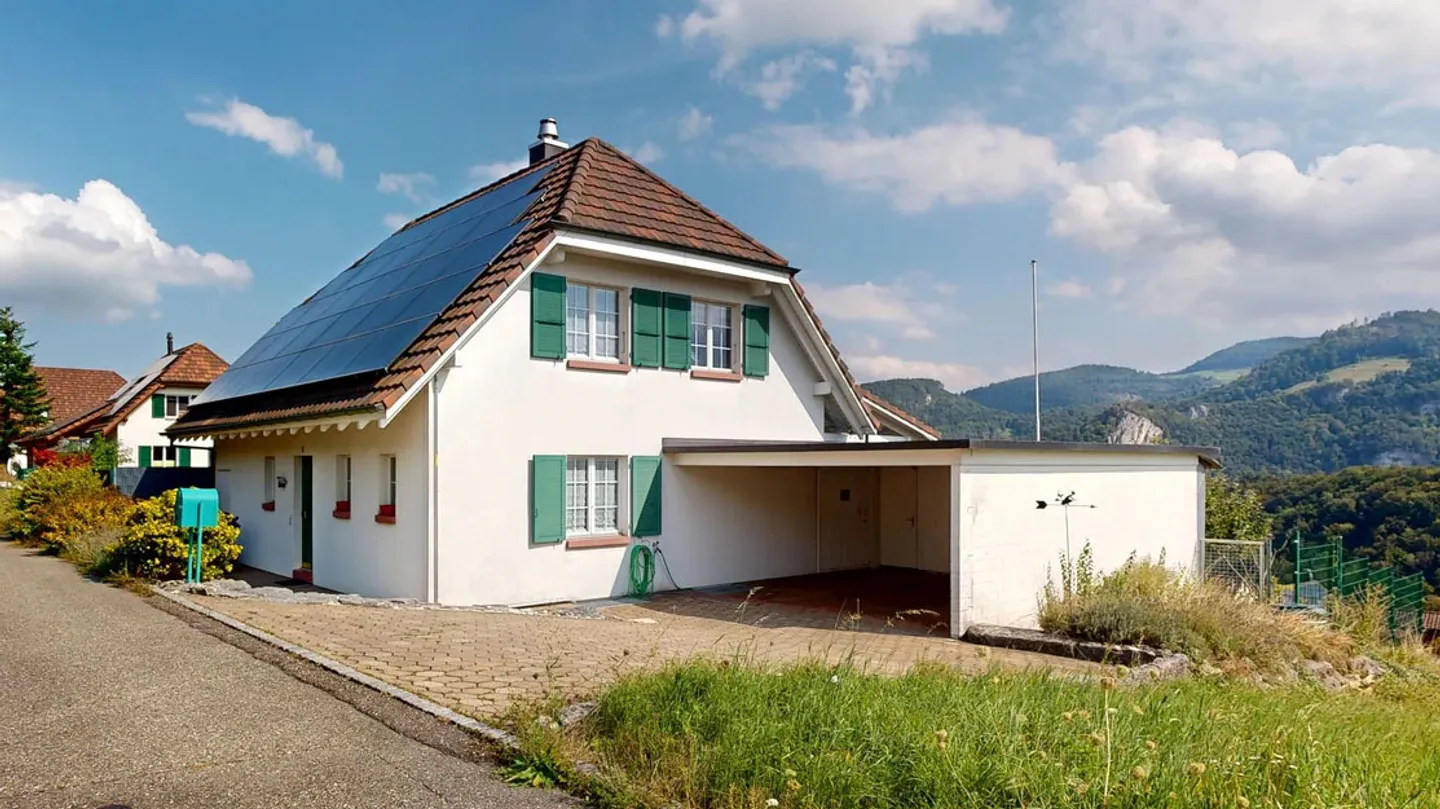 Luminoso appartamento unifamiliare di 4,5 stanze con sala hobby e bella vista - Foto 21 di 27