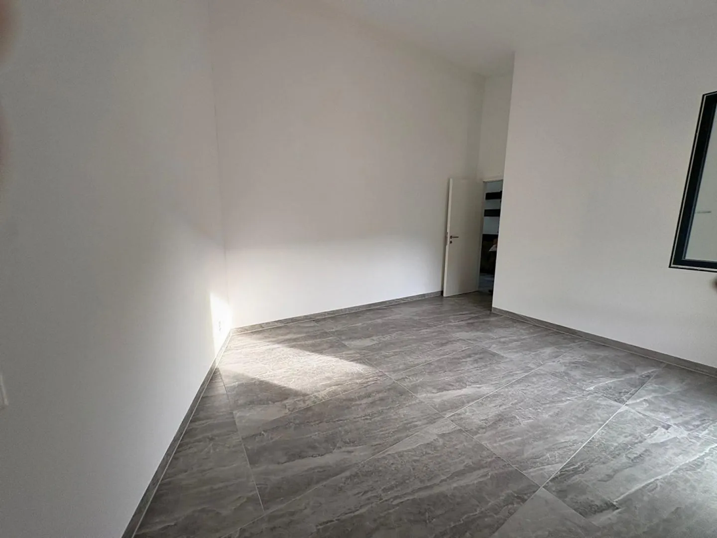 2 1/2-Room Penthouse Apartment - Photo 7 of 25