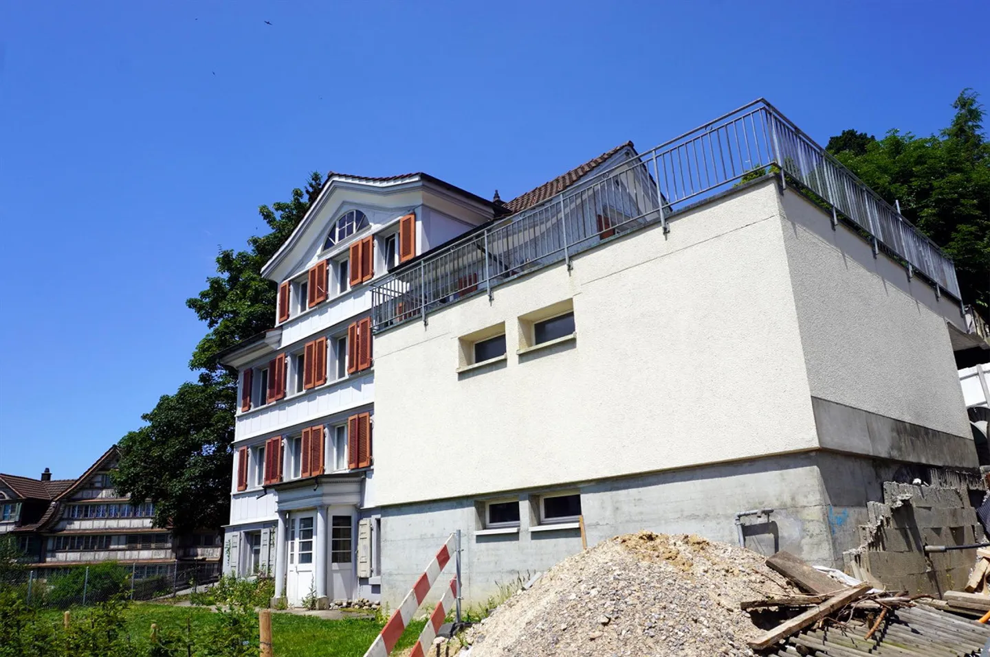 6 1/2-Zimmer-Wohnhaus mit Studio - Foto 3 von 19